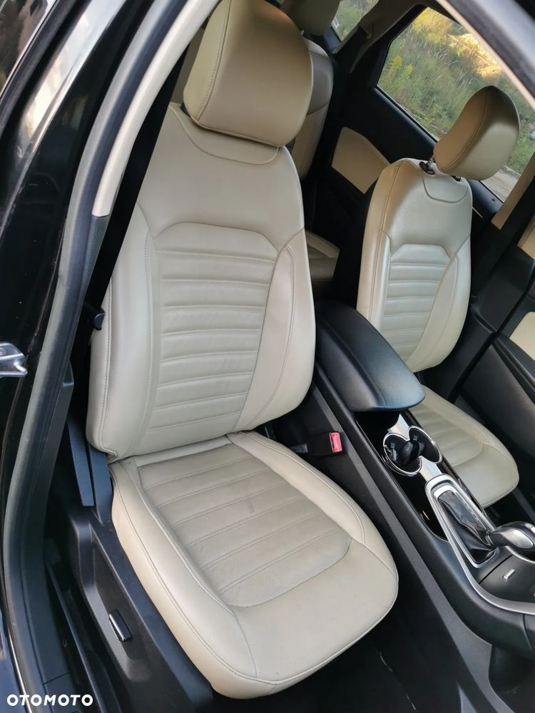 Ford Edge - 20