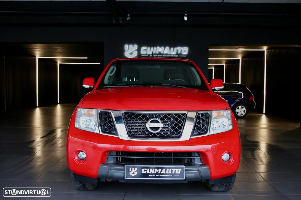 Nissan Navara 2.5 dCi CD LE Hi-Tech 4WD - 2