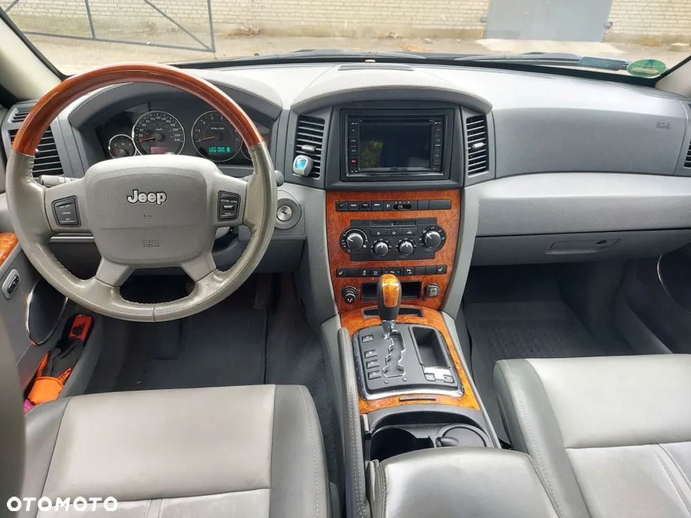 Jeep Grand Cherokee 5.7 V8 HEMI Automatik Overland - 10