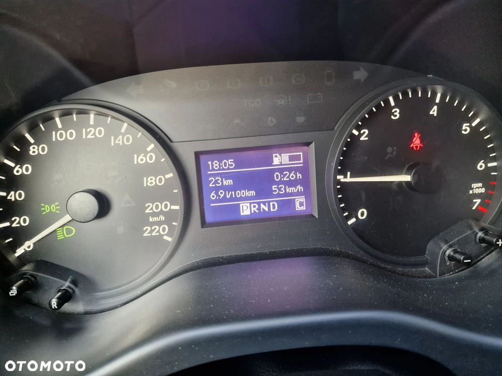 Mercedes-Benz Vito - 8