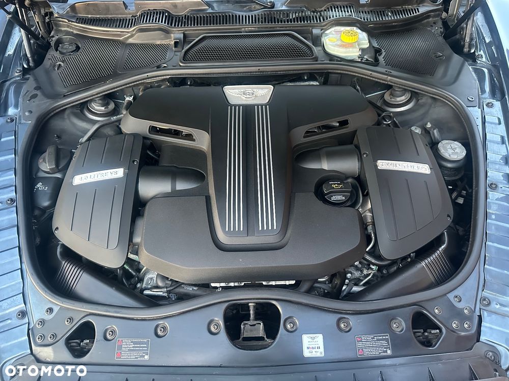 Bentley Flying Spur V8 Mulliner - 9