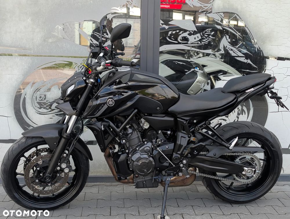 Yamaha MT - 3