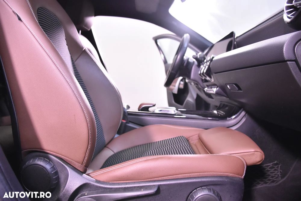 Mercedes-Benz A 200 7G-DCT - 11