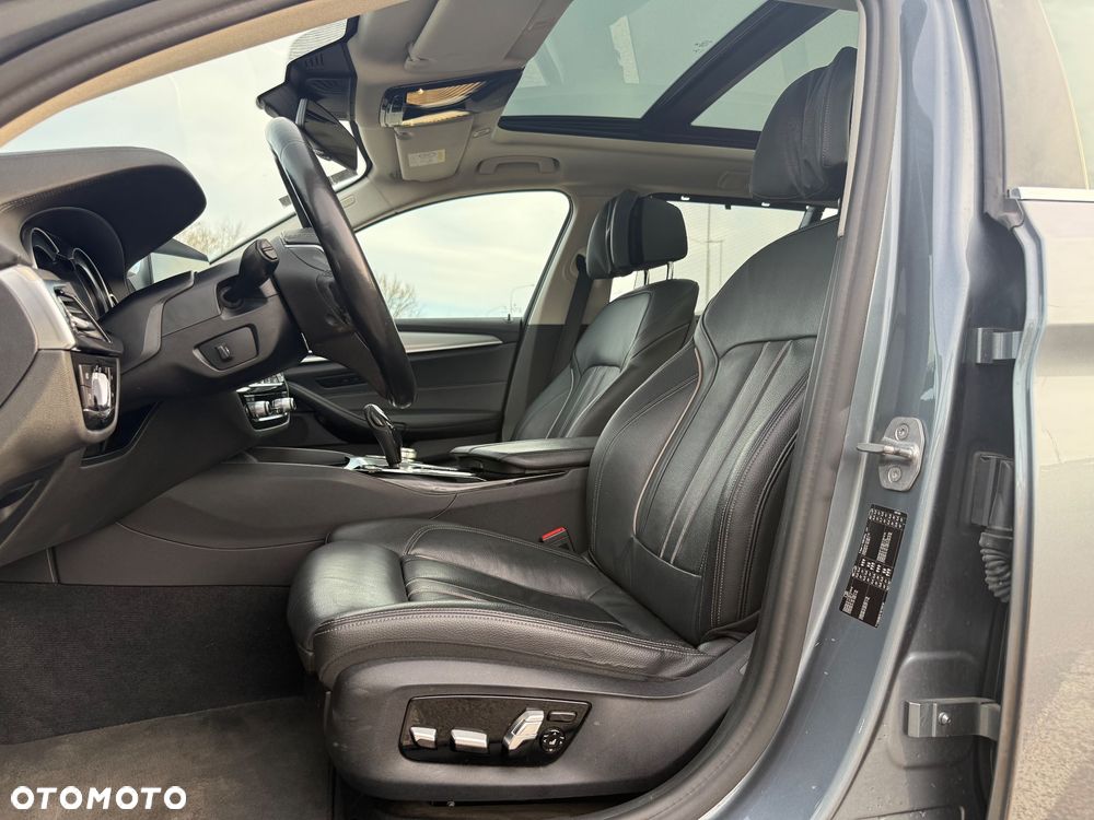 BMW Seria 5 530i Luxury Line - 20