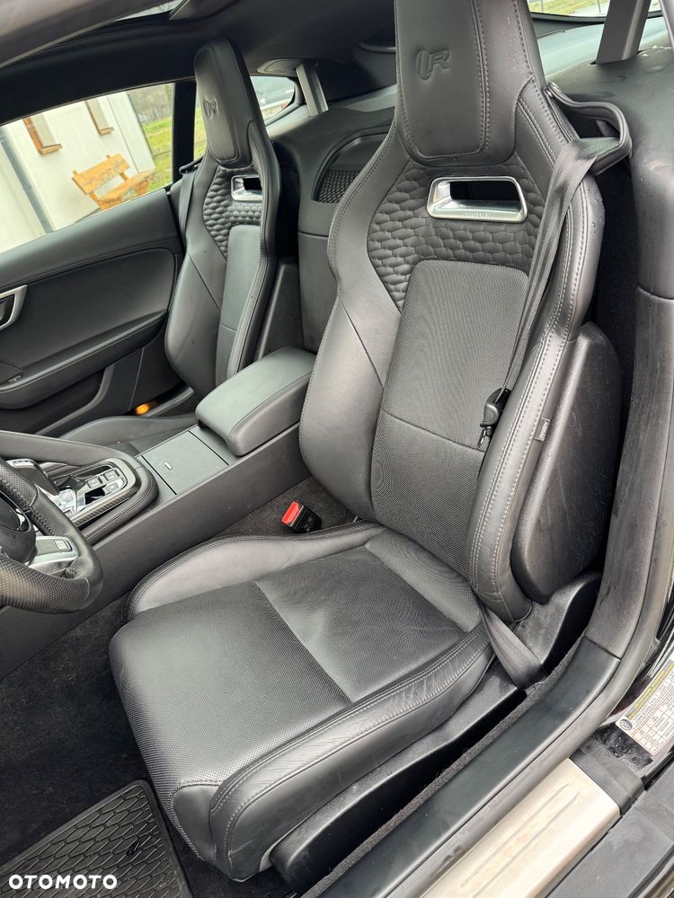 Jaguar F-Type R AWD - 27