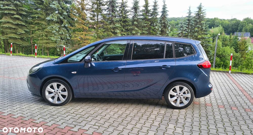 Opel Zafira - 2