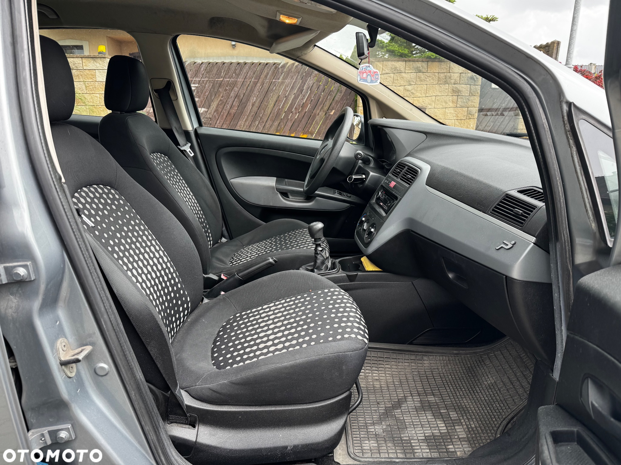 Fiat Punto 1.4 16V Dynamic - 13