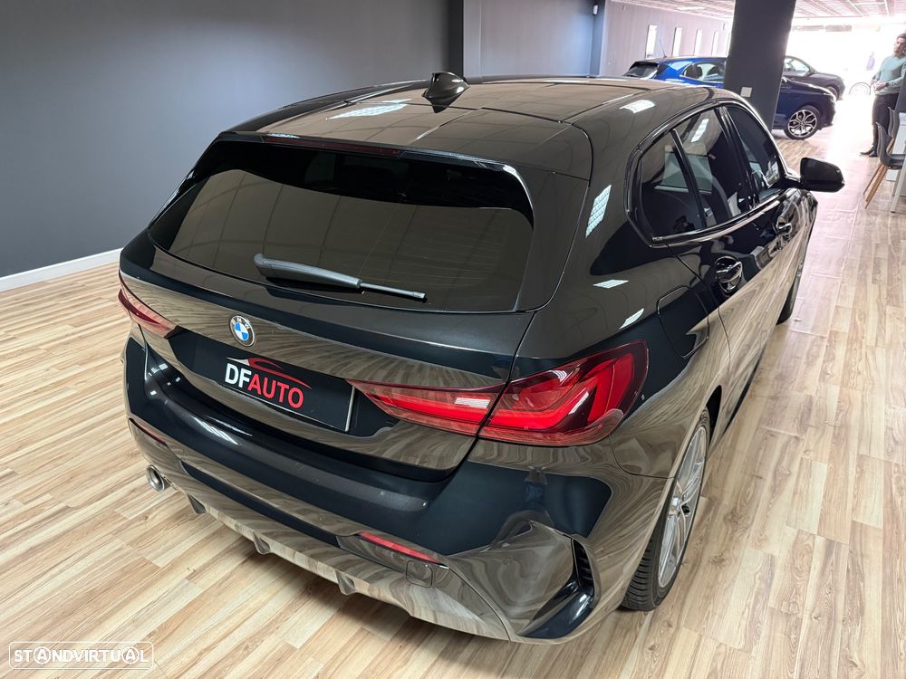 BMW 116 d Pack Desportivo M - 7