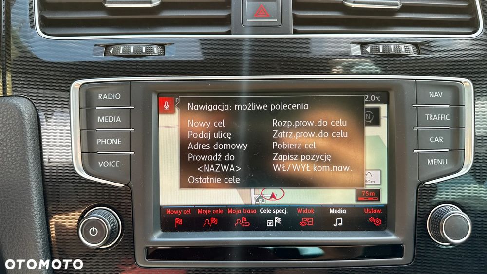 Volkswagen Golf - 27
