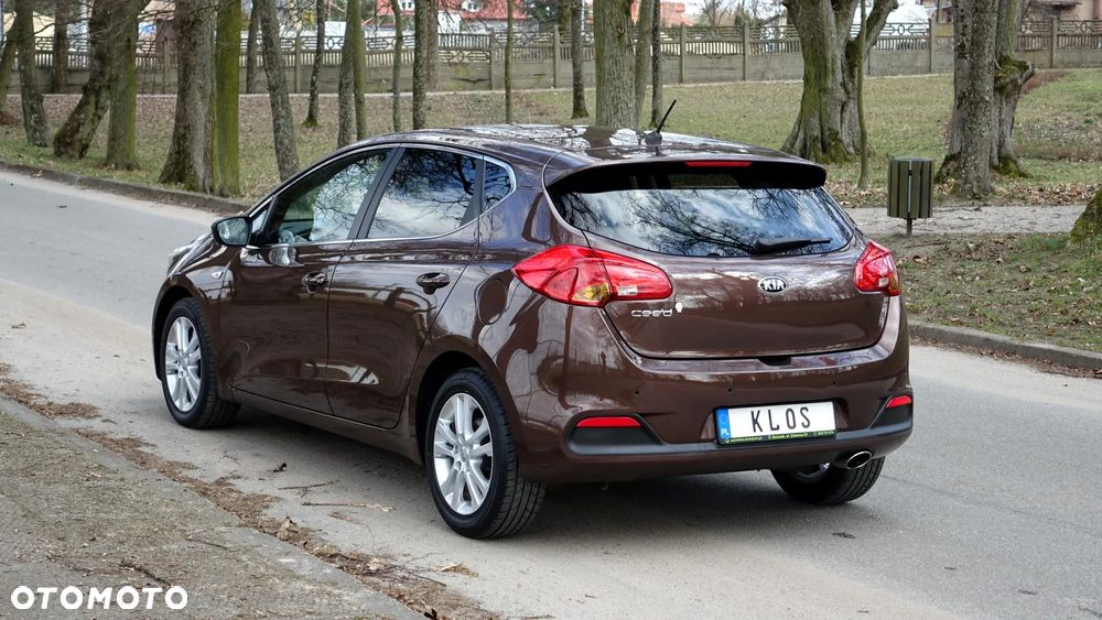 Kia Ceed - 30