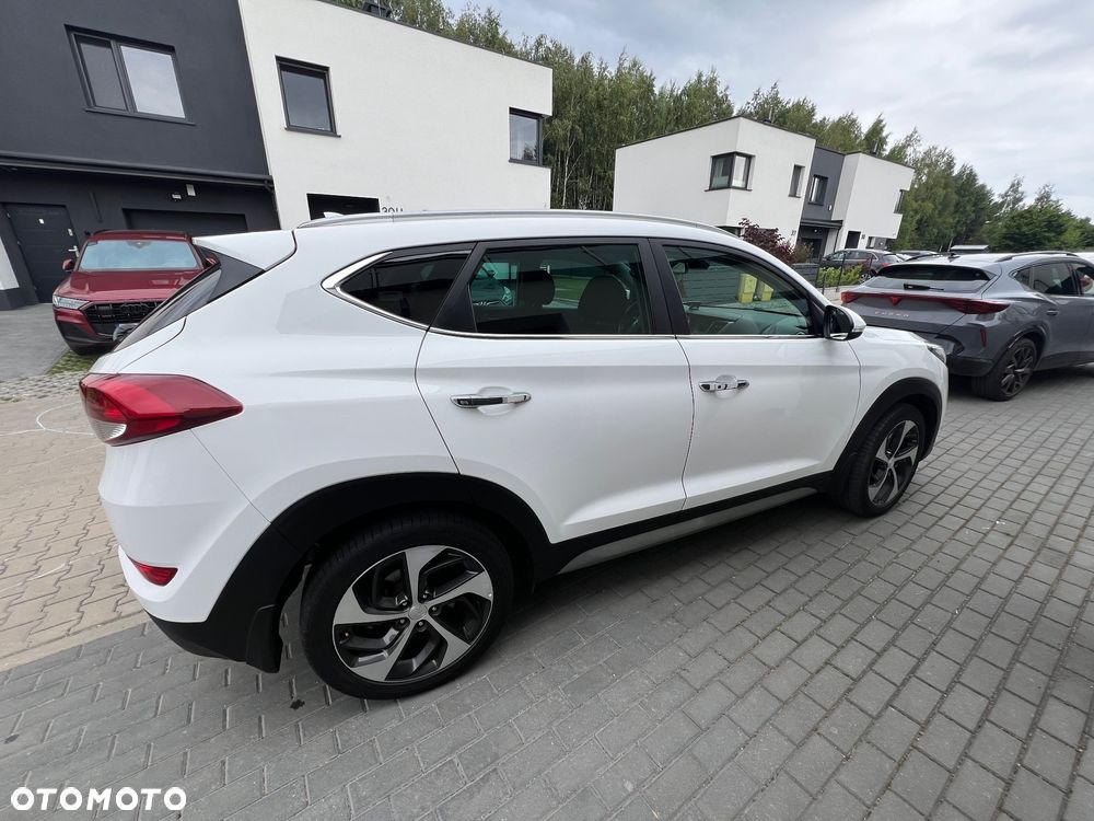 Hyundai Tucson 1.7 CRDI BlueDrive Style 2WD DCT - 4