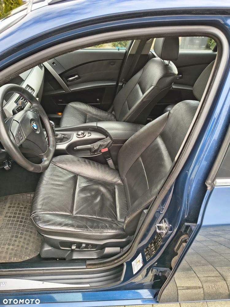 BMW Seria 5 525d - 8