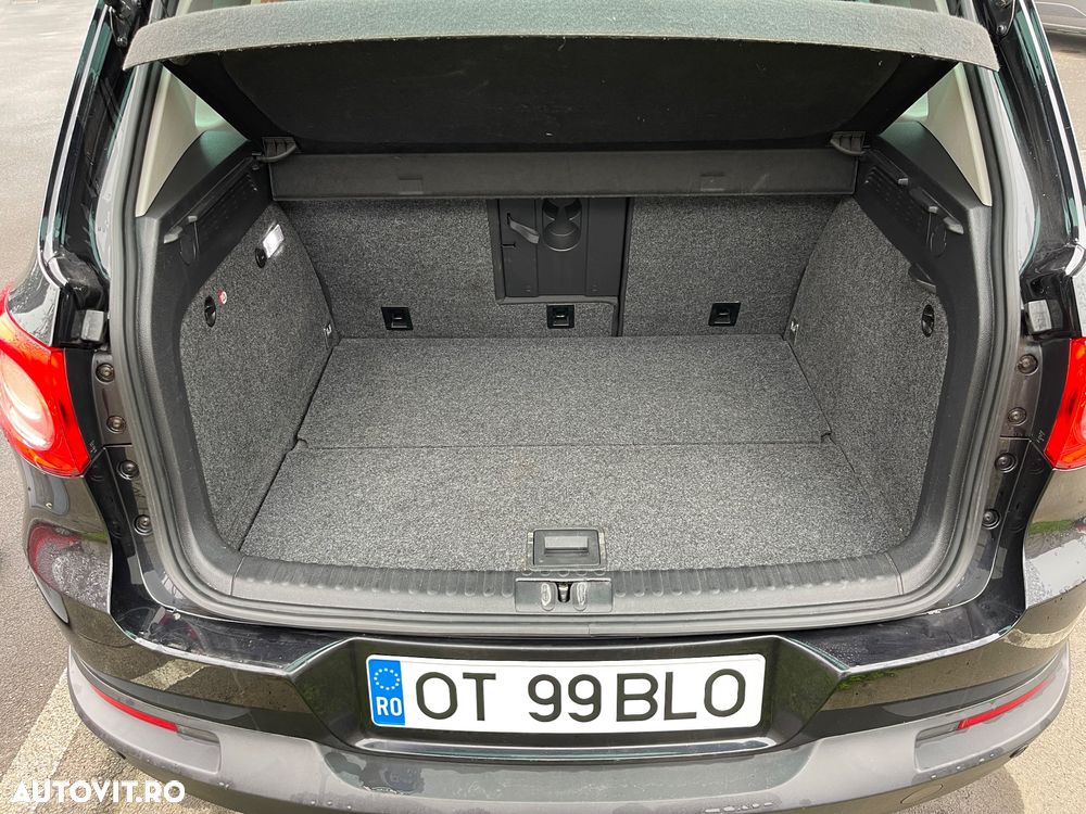 Volkswagen Tiguan - 11