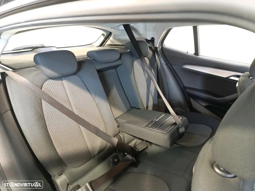 BMW X2 25 e xDrive - 7