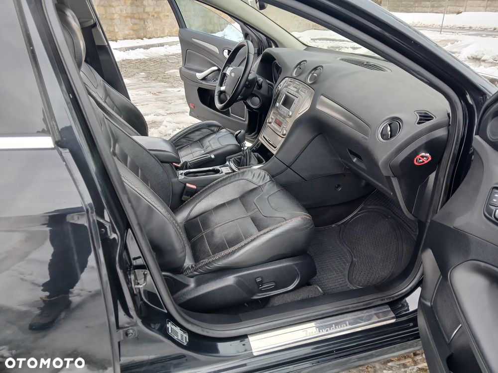 Ford Mondeo 2.2 TDCi Sport - 21