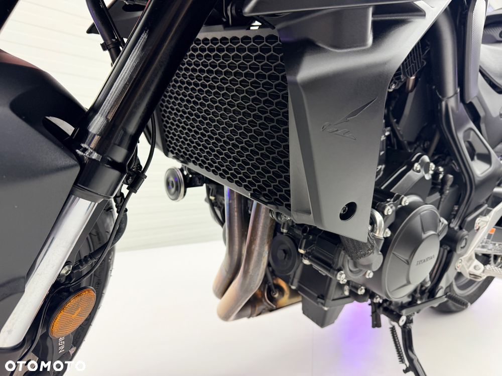 Honda CB - 17