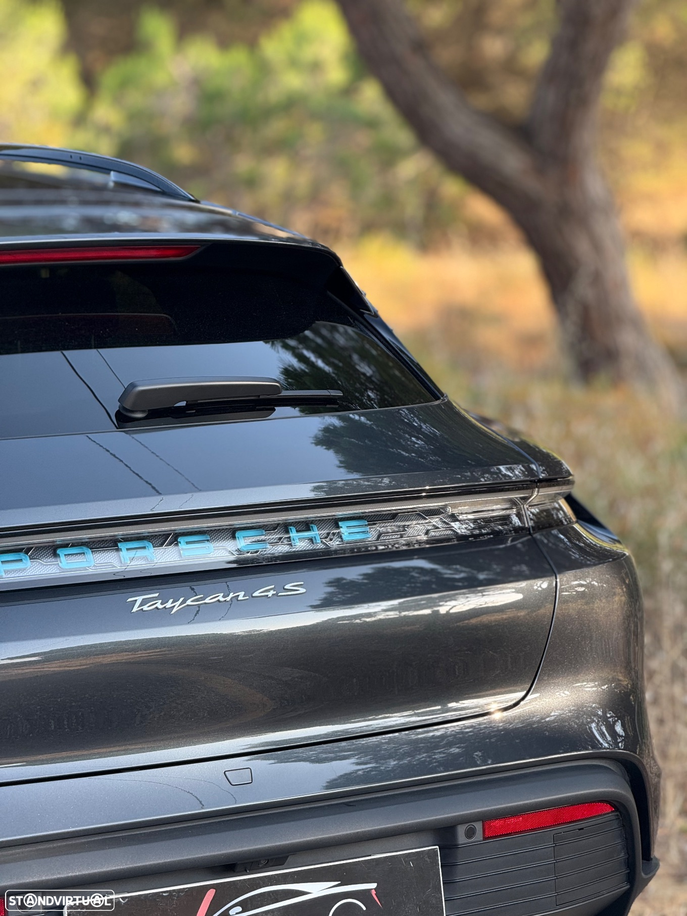 Porsche Taycan Sport Turismo 4S - 12
