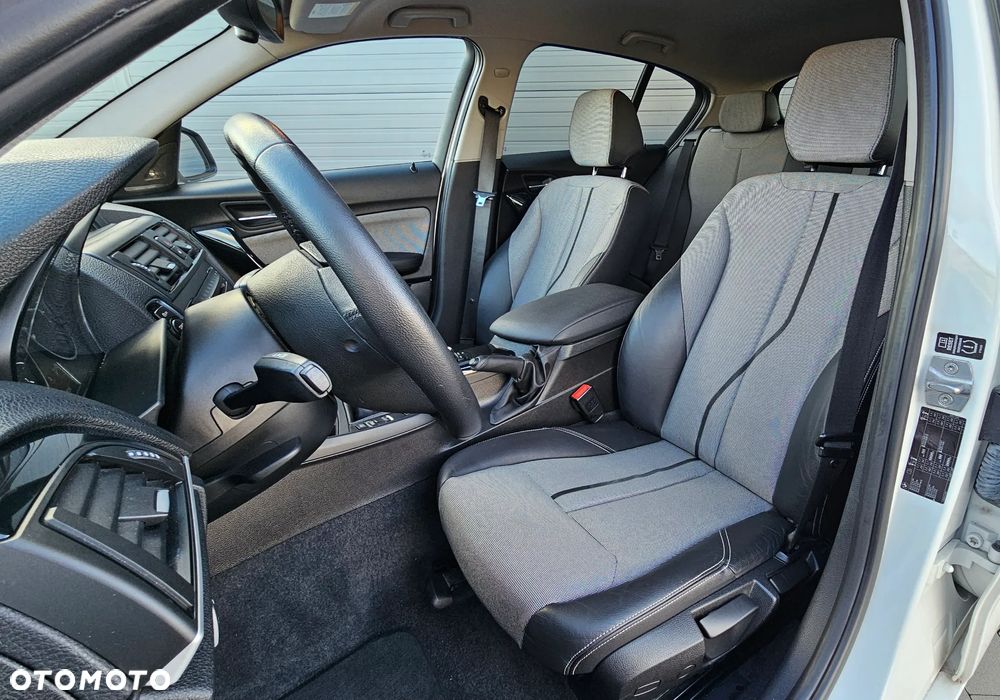 BMW Seria 1 116i Urban Line - 11