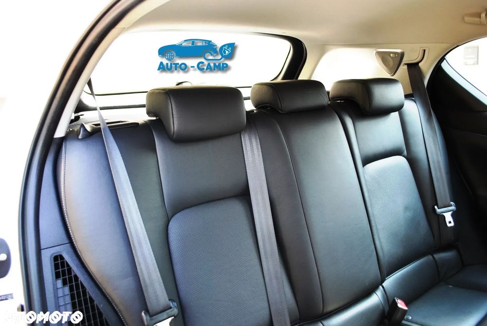Lexus CT 200h Luxury Line - 23