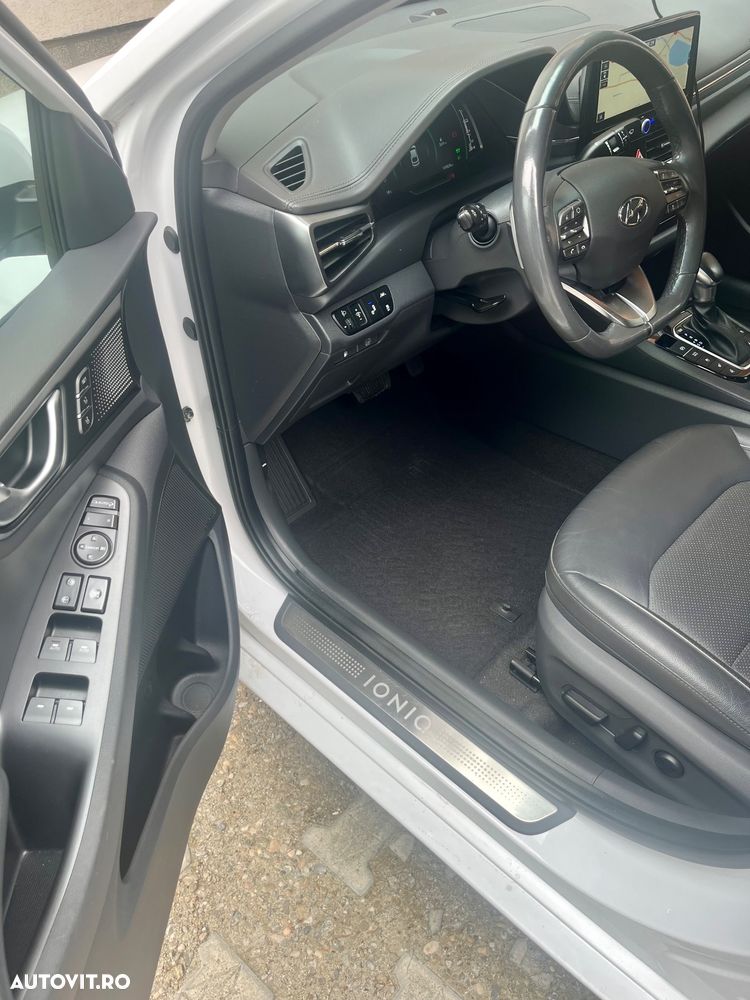 Hyundai IONIQ 141CP Exclusive - 12