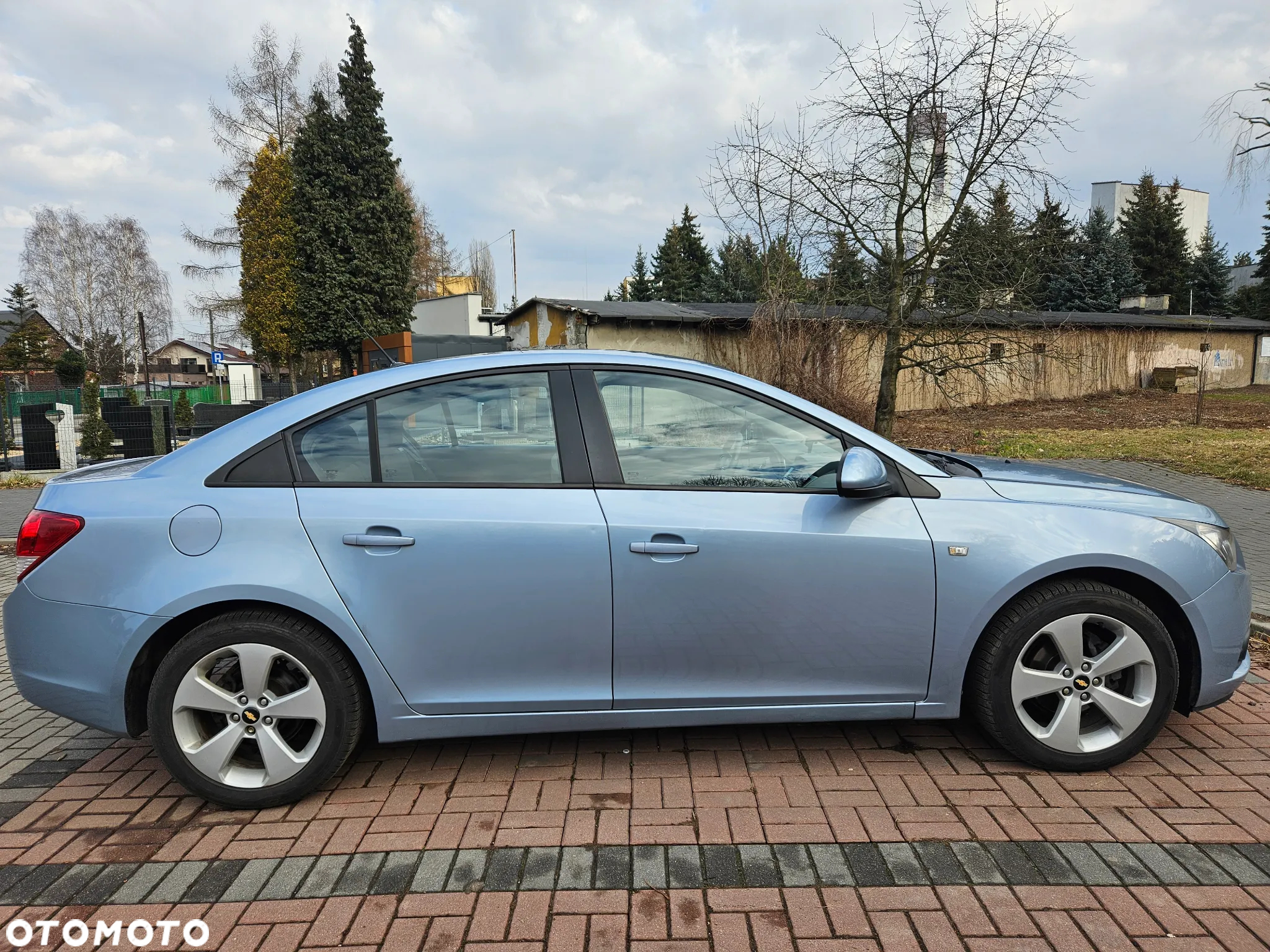 Chevrolet Cruze 1.6 LS - 8