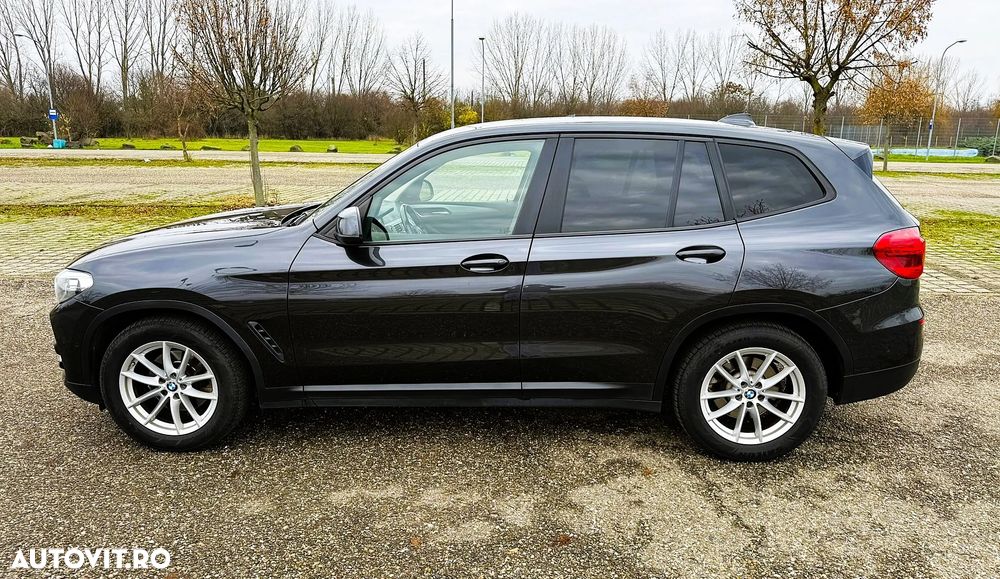 BMW X3 xDrive20d AT xLine - 37