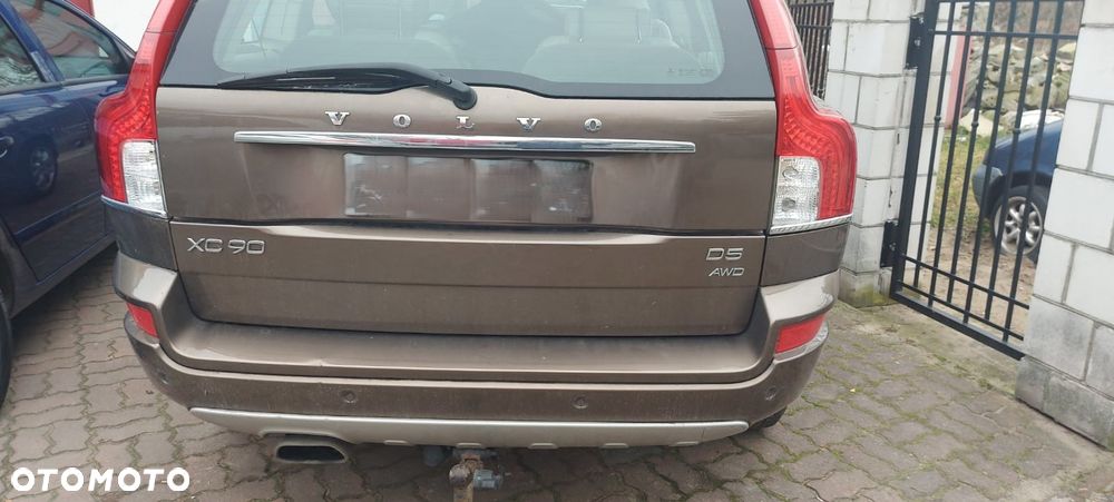 Volvo XC 90 - 1