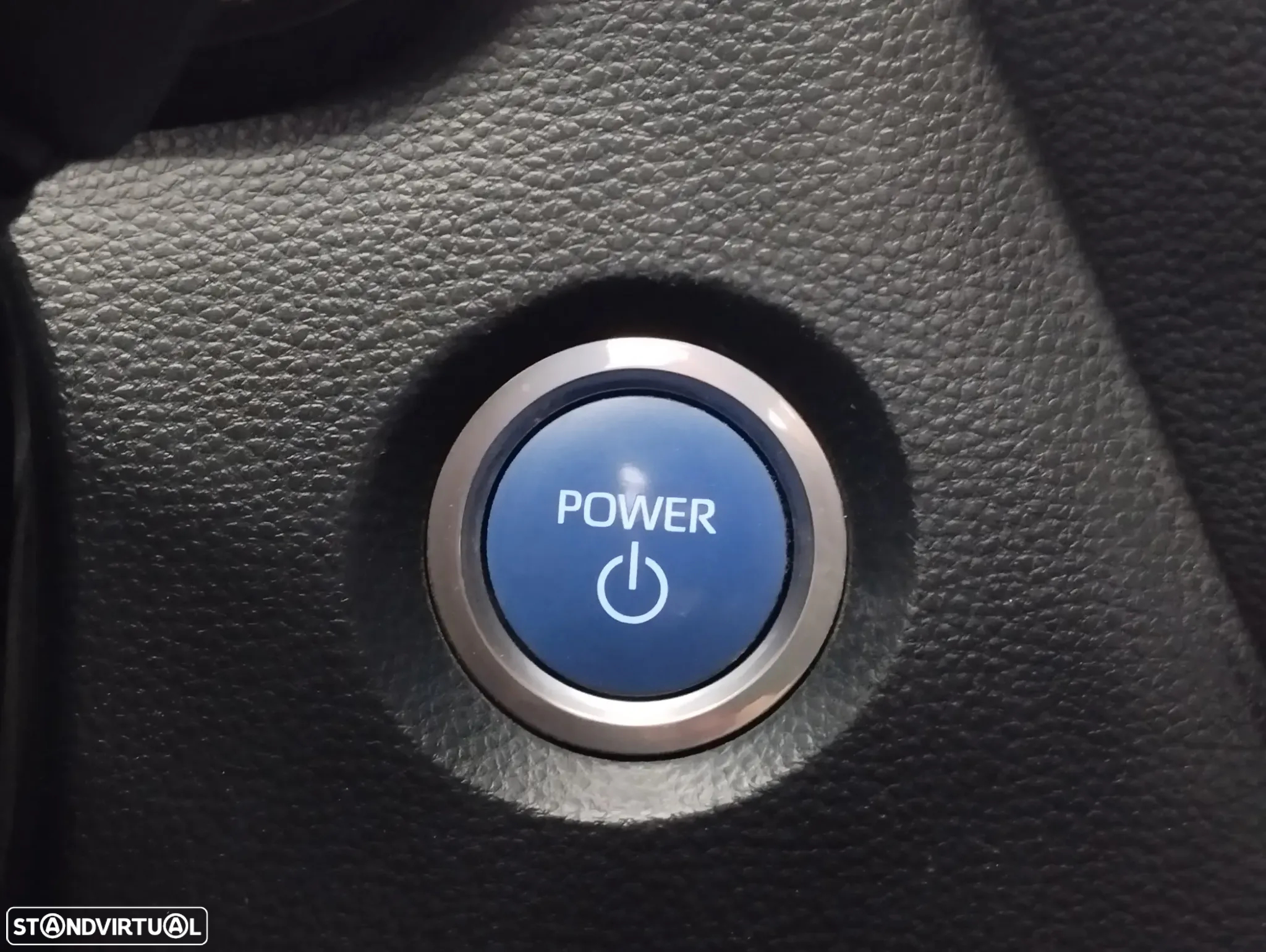 Toyota Corolla 1.8 Hybrid Comfort - 22