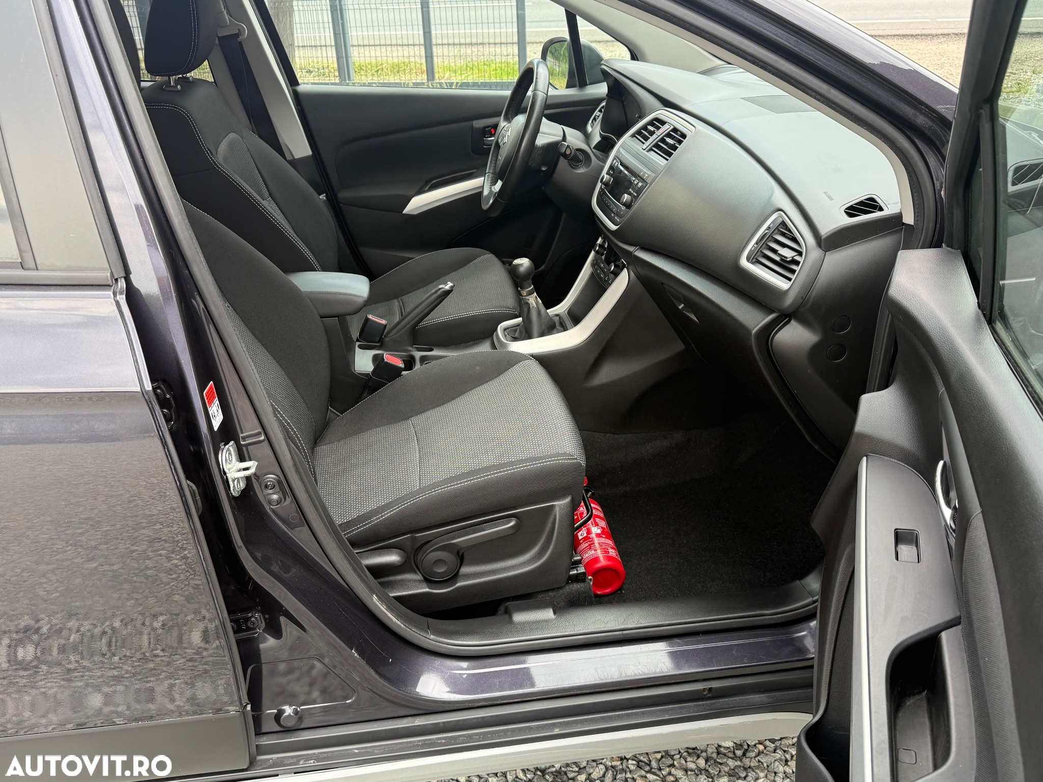 Suzuki SX4 S-Cross 1.6 Comfort - 13