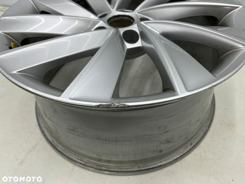 Felga Skoda Superb 3 III 15-24r. 8jx18 ET44 5x112 pojedyncza sztuka ORYGINALNA 18 cali 3v0601025l - 4