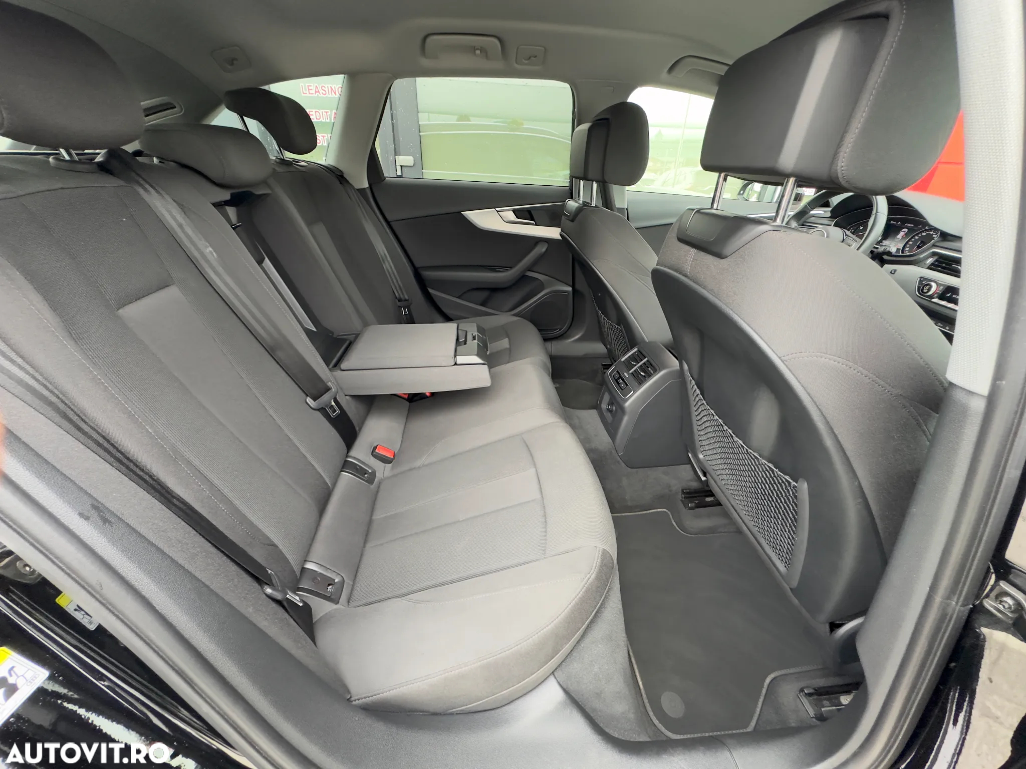 Audi A4 Avant 2.0 TDI S tronic - 22