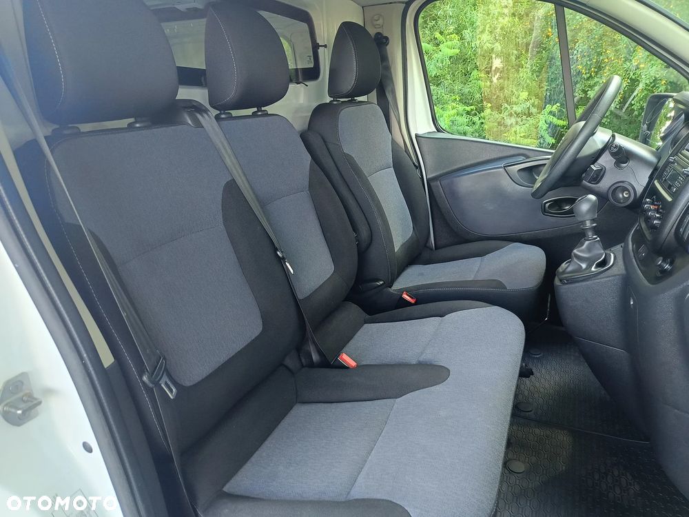 Opel Vivaro - 19