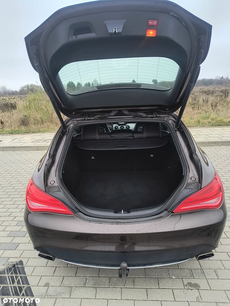 Mercedes-Benz CLA 180 7G-DCT - 6
