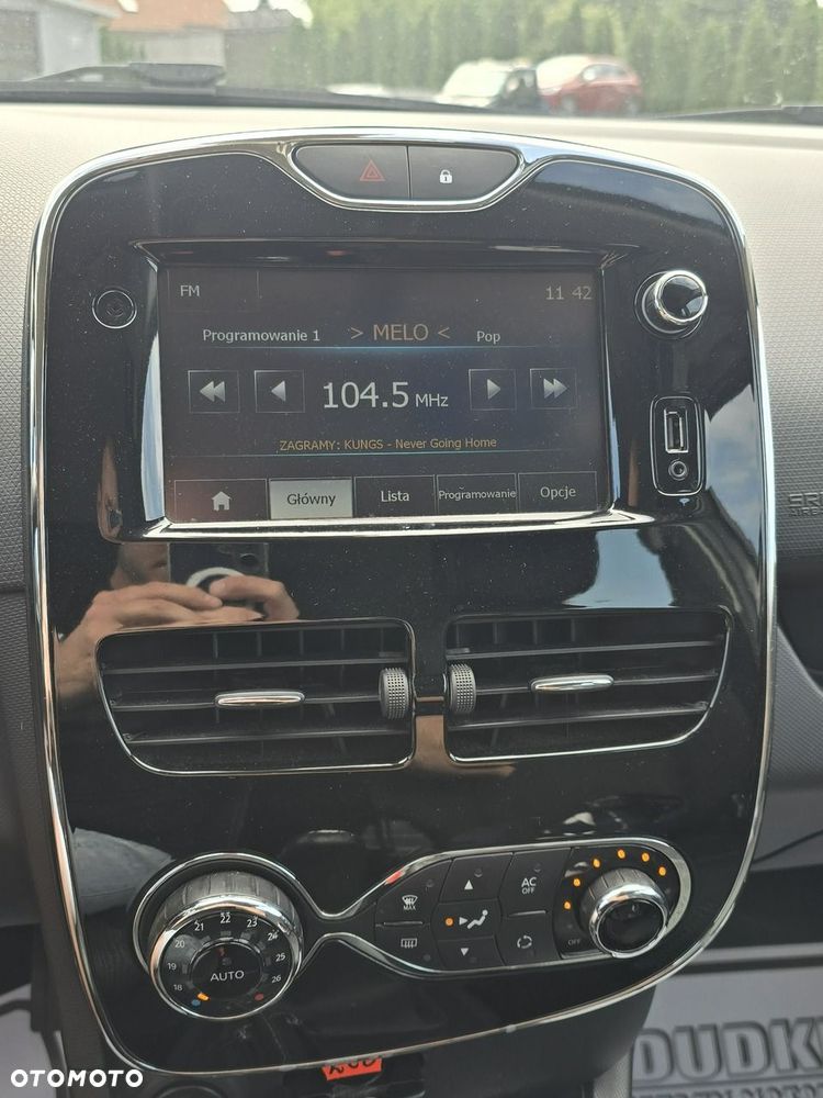 Renault Clio - 28
