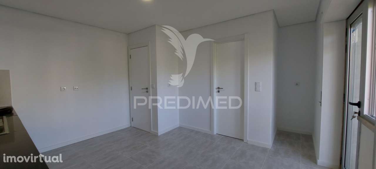 Apartamento T2 Remodelado na Amora | Com Varanda - Grande imagem: 5/17