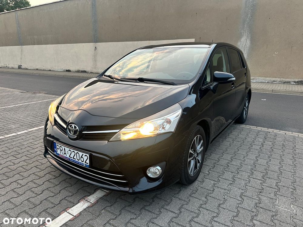 Toyota Verso - 15