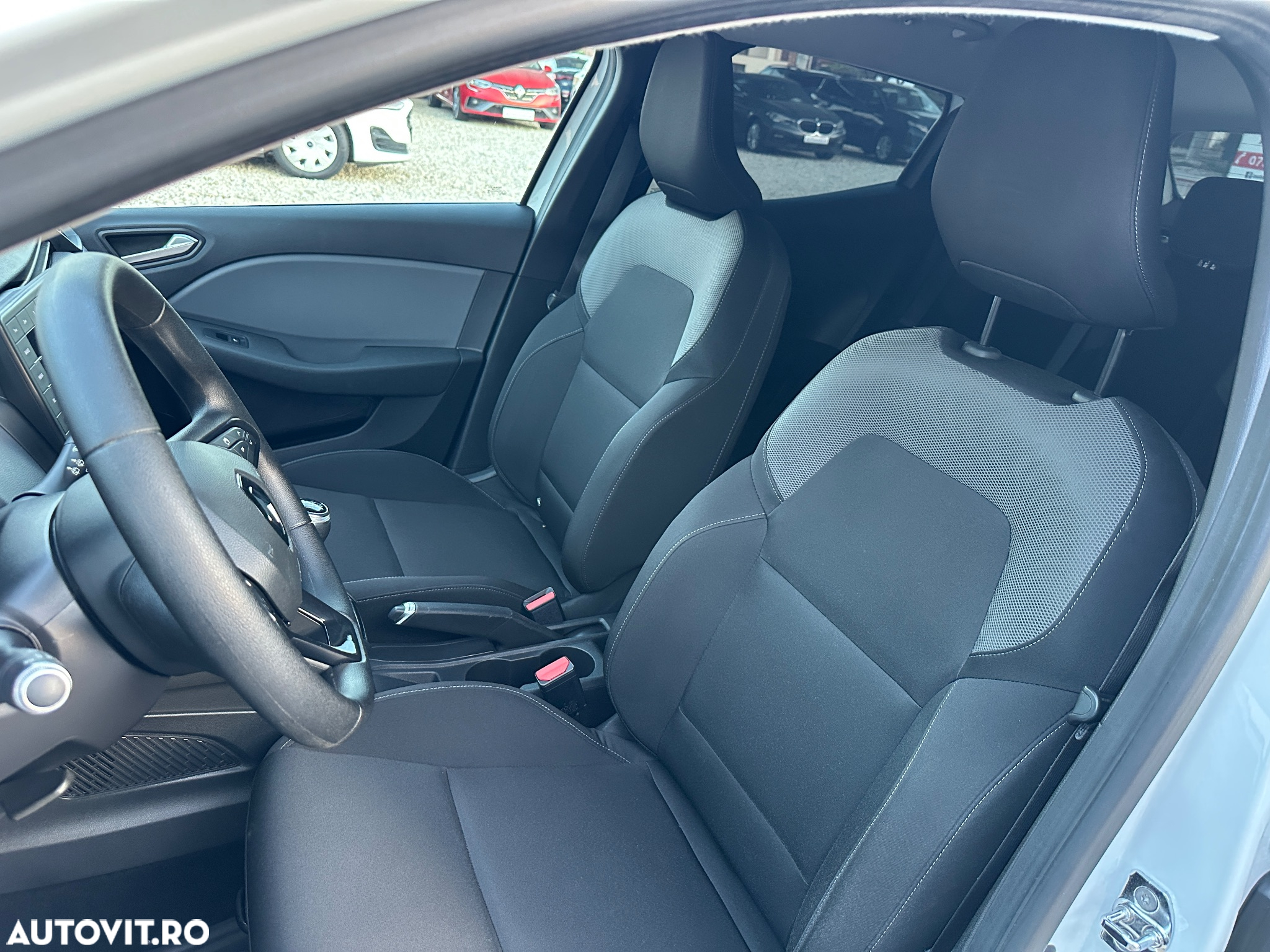Renault Clio IV 1.5 Energy dCi 90 Expression - 24