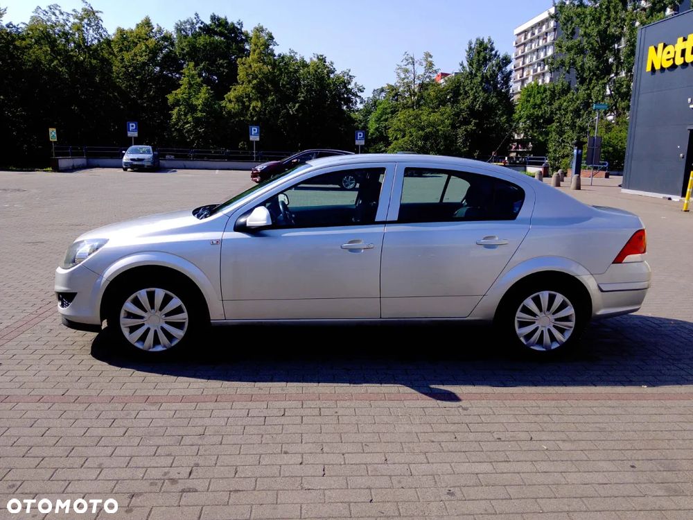 Opel Astra 1.6 - 2