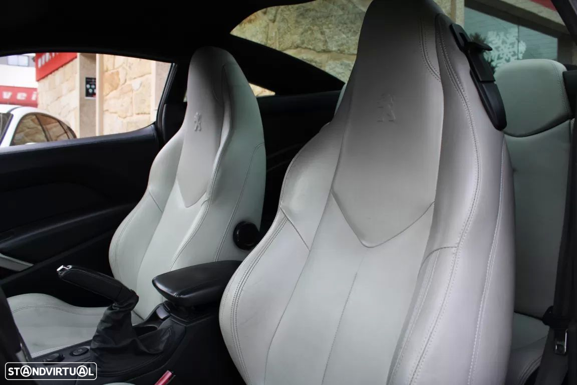Peugeot RCZ 1.6 200 THP Onyx - 16
