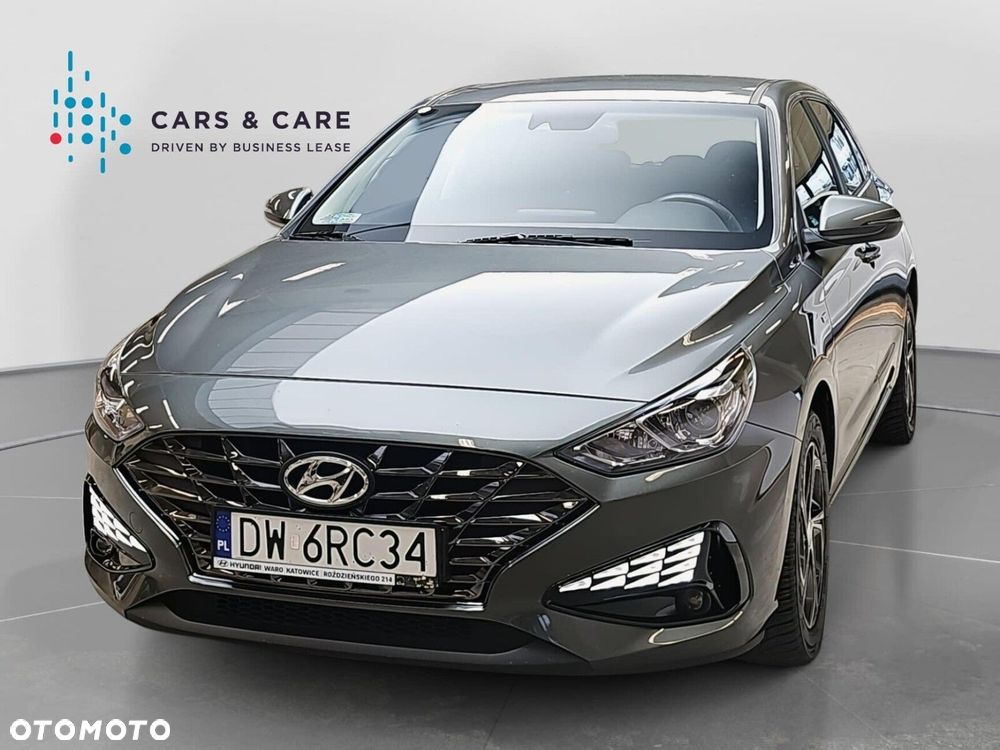 Hyundai i30 1.5 T-GDI 48V Comfort DCT - 2