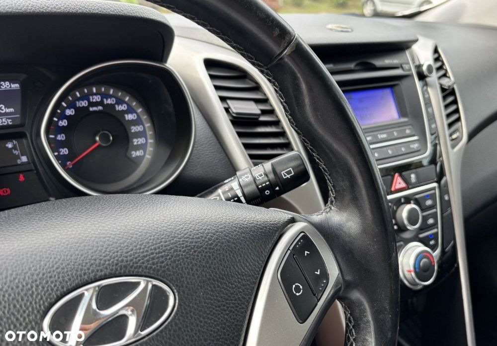 Hyundai i30 - 29