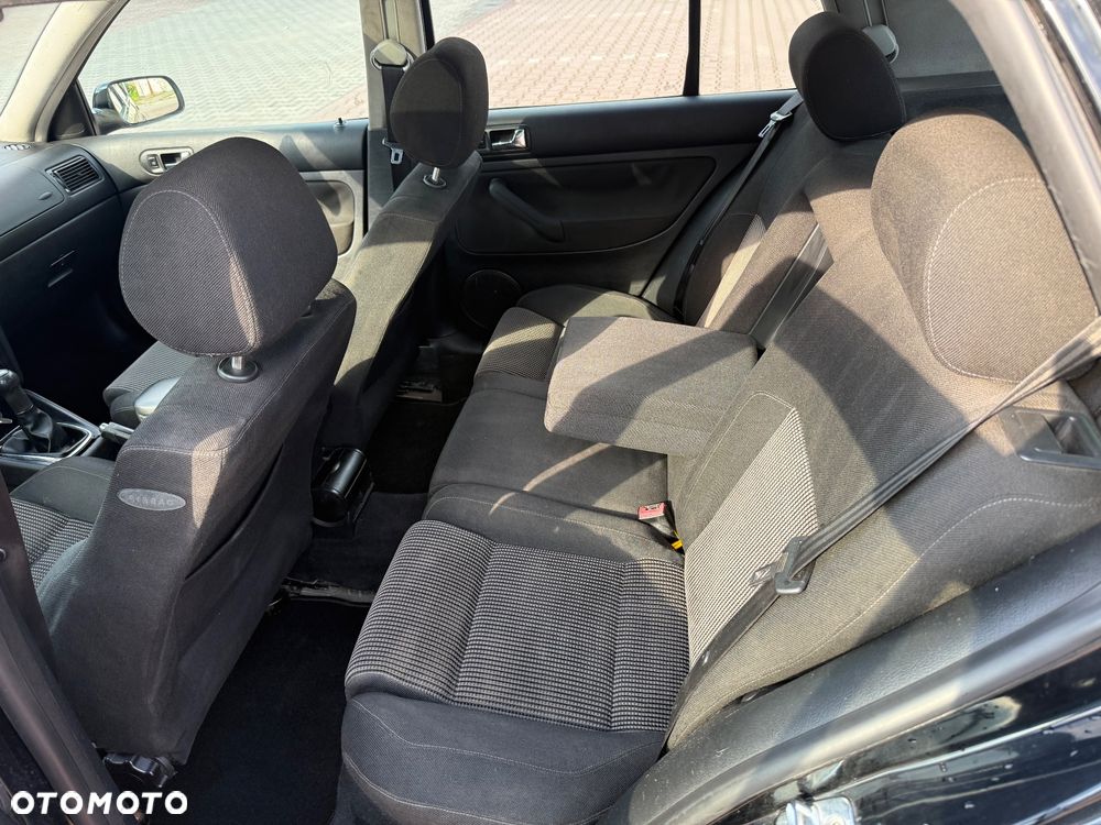 Volkswagen Golf 1.9 TDI GTI - 10