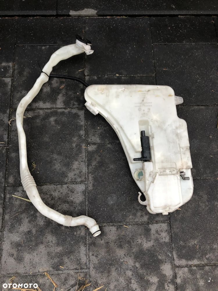 ZBIORNIK SPRYSKIWACZY BMW 6 F06 F12 F13