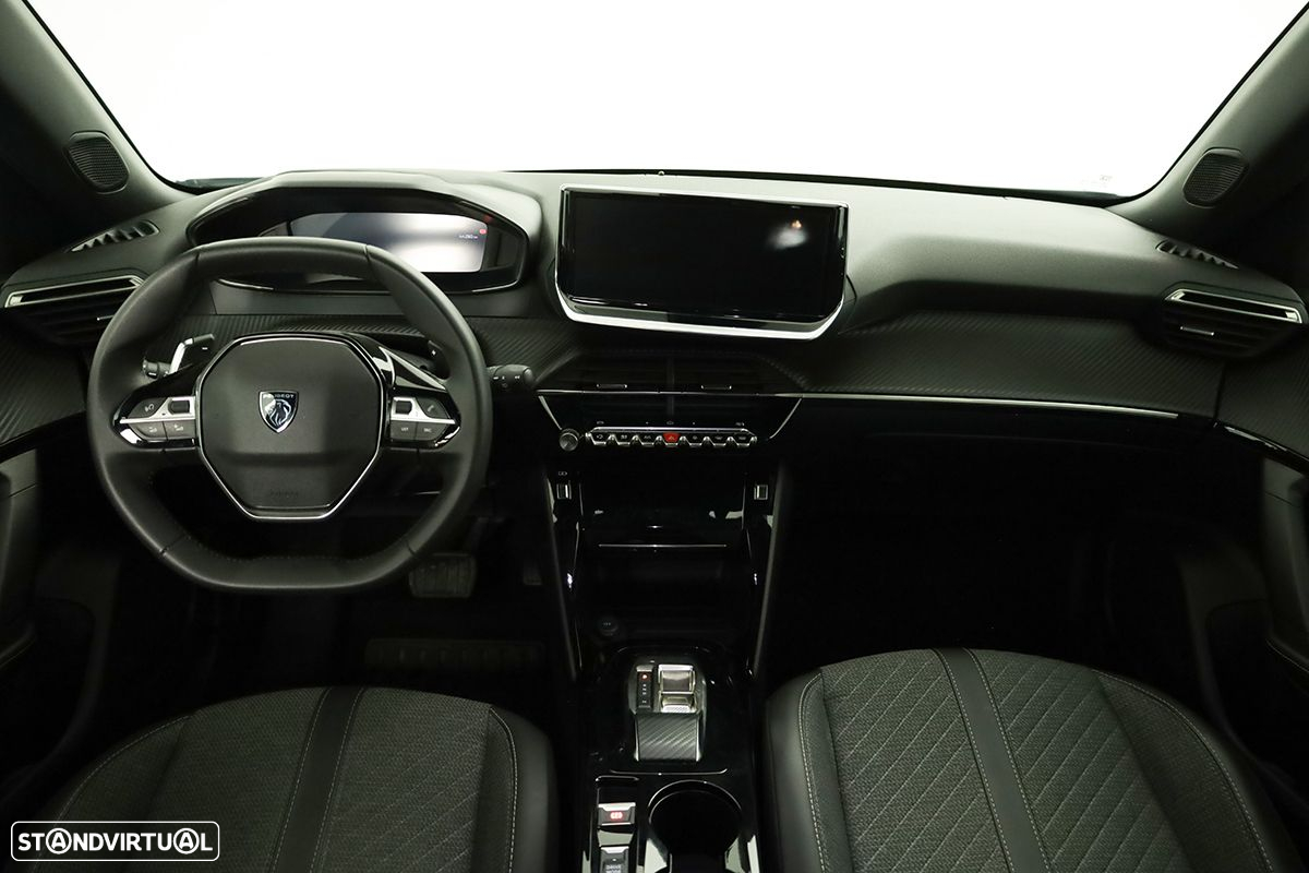 Peugeot 2008 1.2 PureTech Allure EAT8 - 7