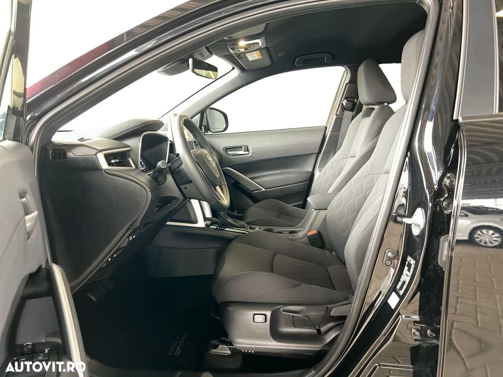 Toyota Corolla Cross 1.8 VVT-i Team Deutschland - 9