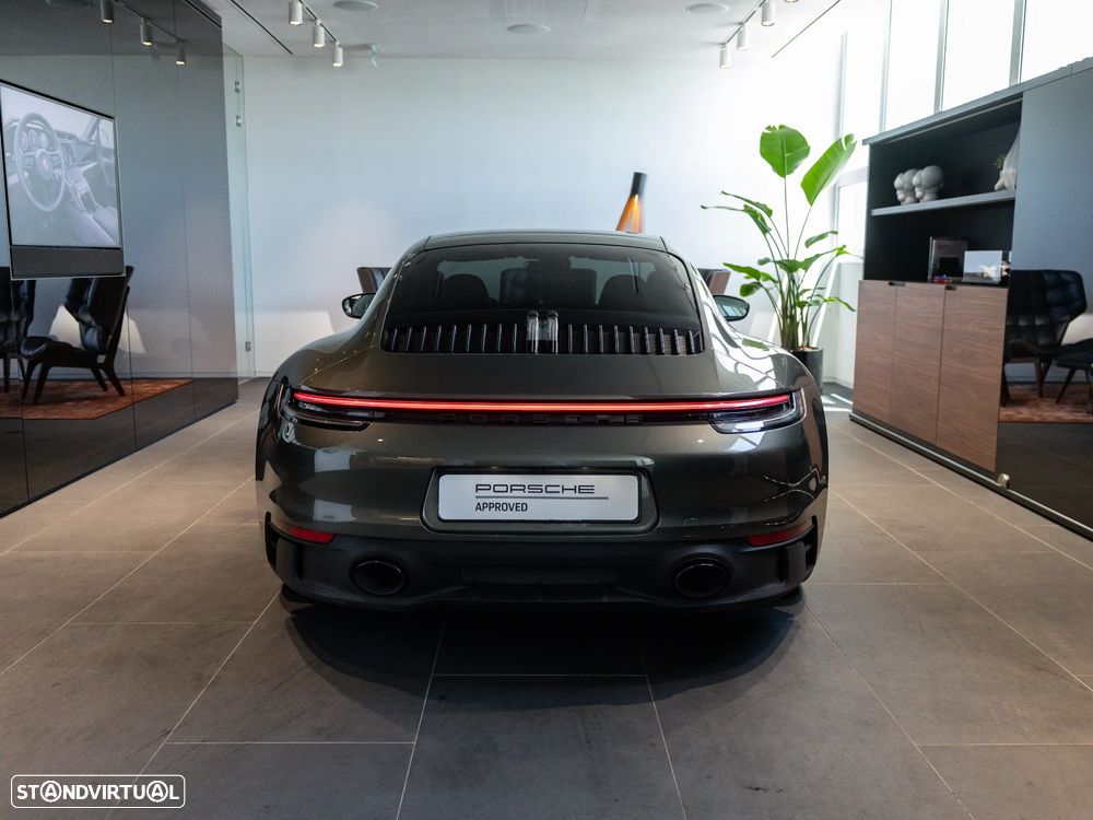 Porsche 911 (992) Carrera 4 GTS PDK - 11