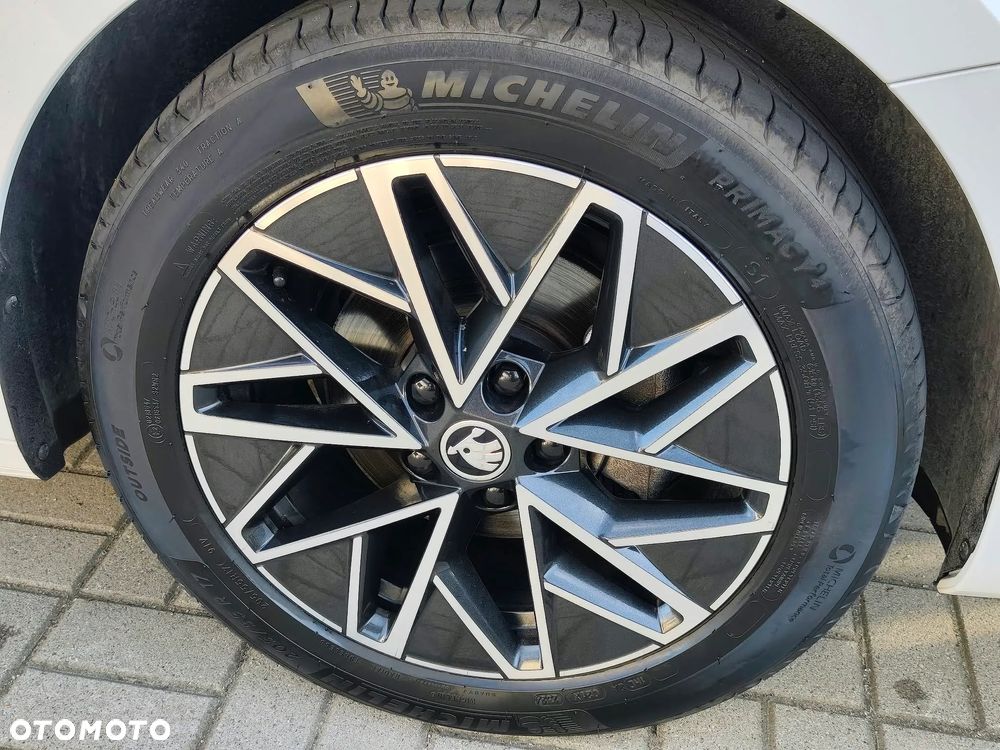 Skoda Octavia 2.0 TDI Edition 130 Selection DSG - 8