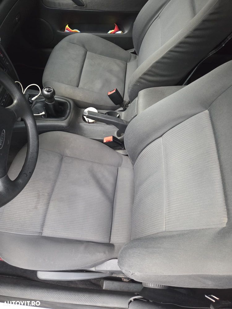 Volkswagen Passat 1.9 TDI - 9
