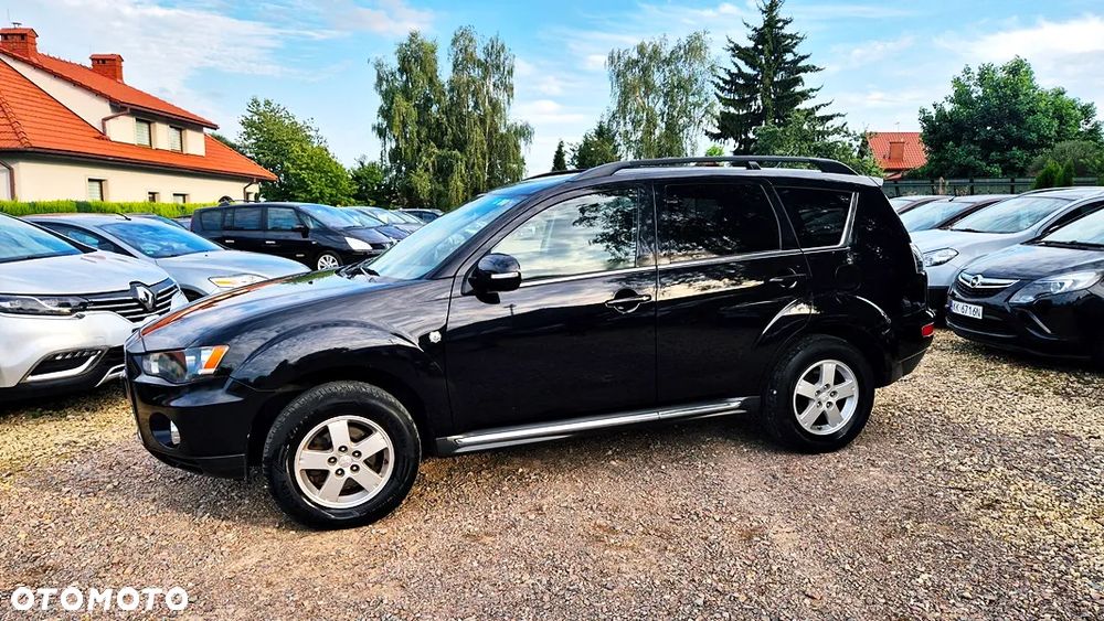 Mitsubishi Outlander 2.0 Intense 2WD EU5 CVT - 21