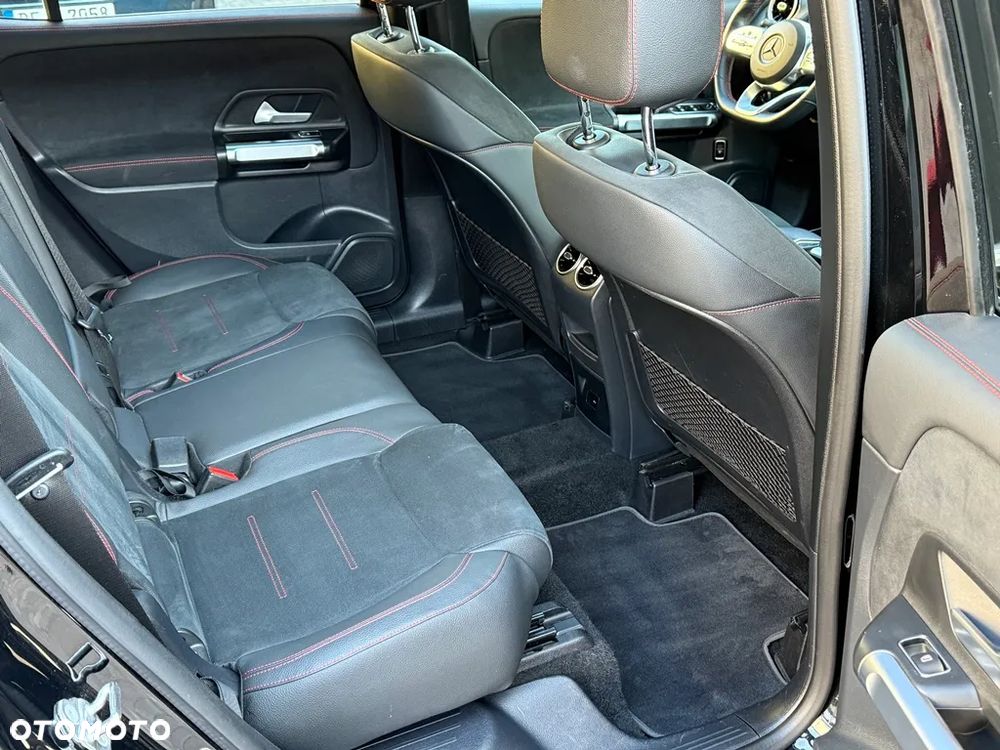 Mercedes-Benz GLB 200 d 8G-DCT AMG Line - 36